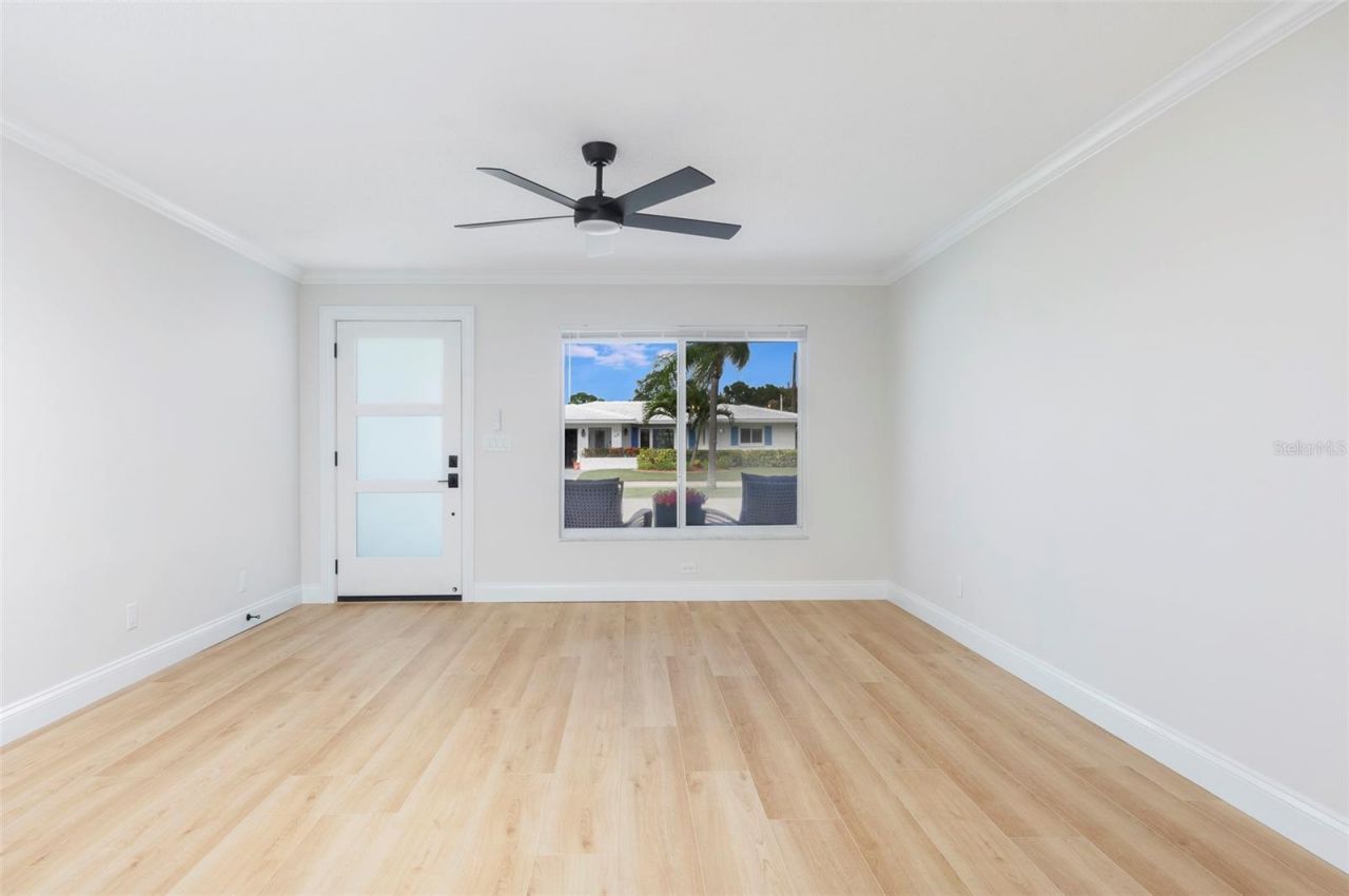 4034 Mainlands Boulevard N, Pinellas Park, FL 33782 Photo
