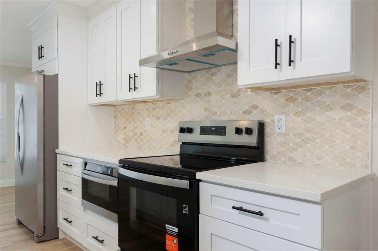 4034 Mainlands Boulevard N, Pinellas Park, FL 33782 Photo