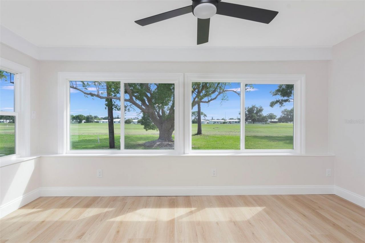 4034 Mainlands Boulevard N, Pinellas Park, FL 33782 Photo