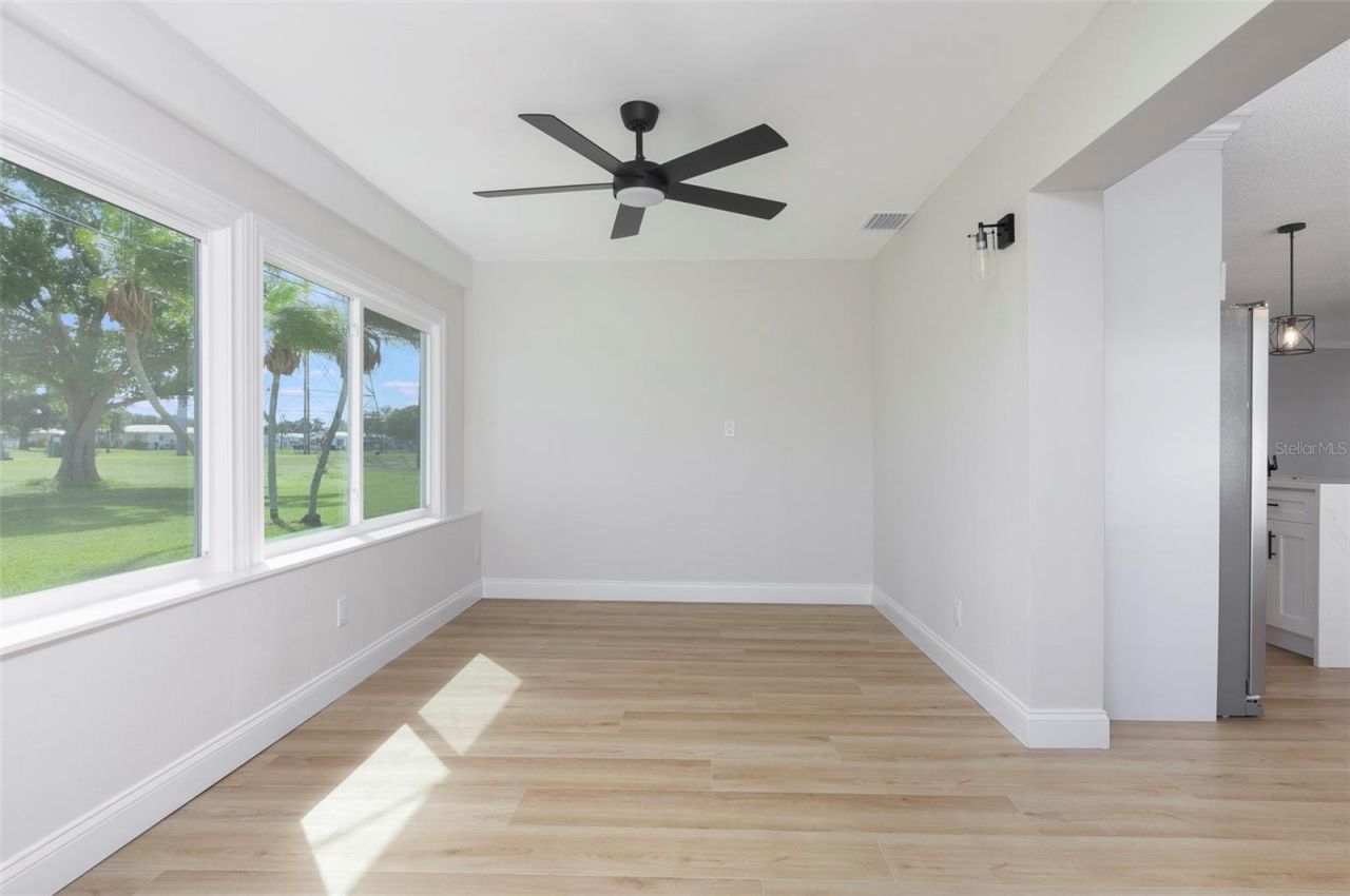 4034 Mainlands Boulevard N, Pinellas Park, FL 33782 Photo