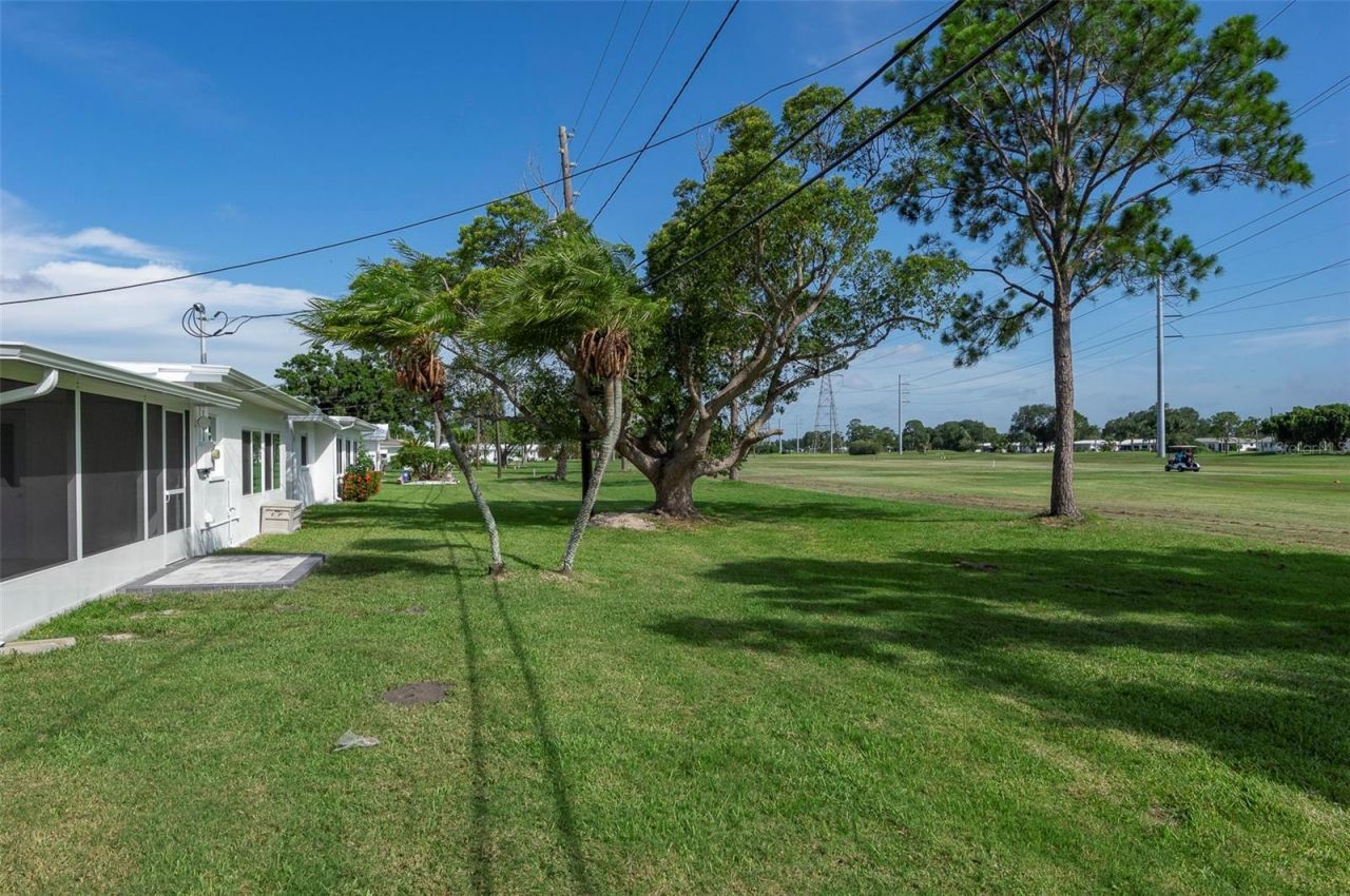 4034 Mainlands Boulevard N, Pinellas Park, FL 33782 Photo