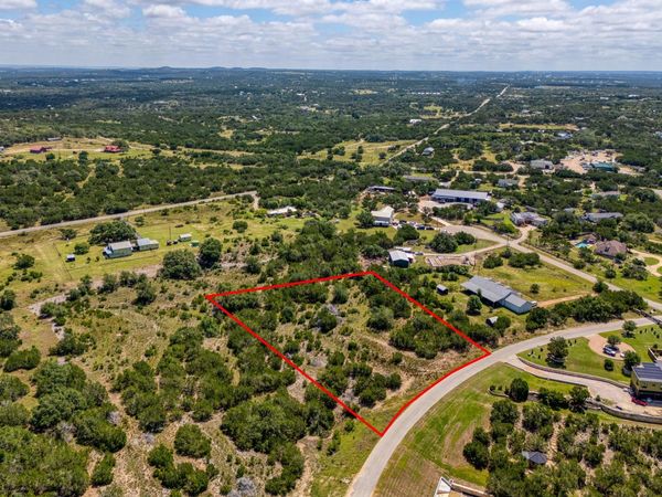 348 Vail River RD , Dripping Springs, TX 78620