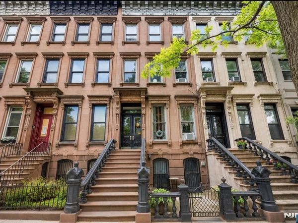 303 York Street, JERSEY CITY, NJ 07302