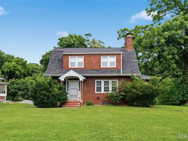 310 Julia Place, Belleville, IL 62223