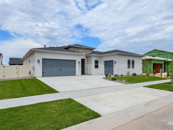 9012 W Purple Martin St, Star, ID 83669