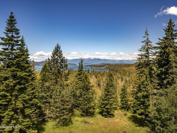 166 Demers Dr , Hope, ID 83836