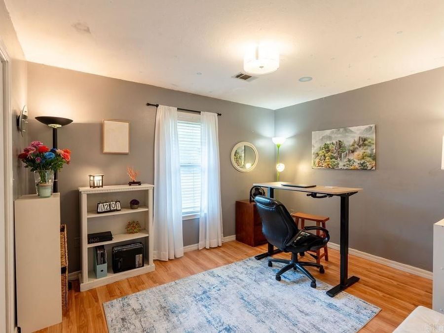 Property Image 33