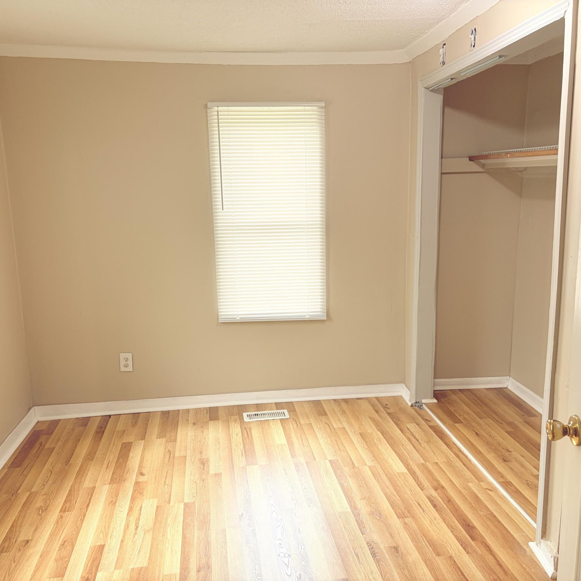 1147 Boiling Springs Road Photo 23