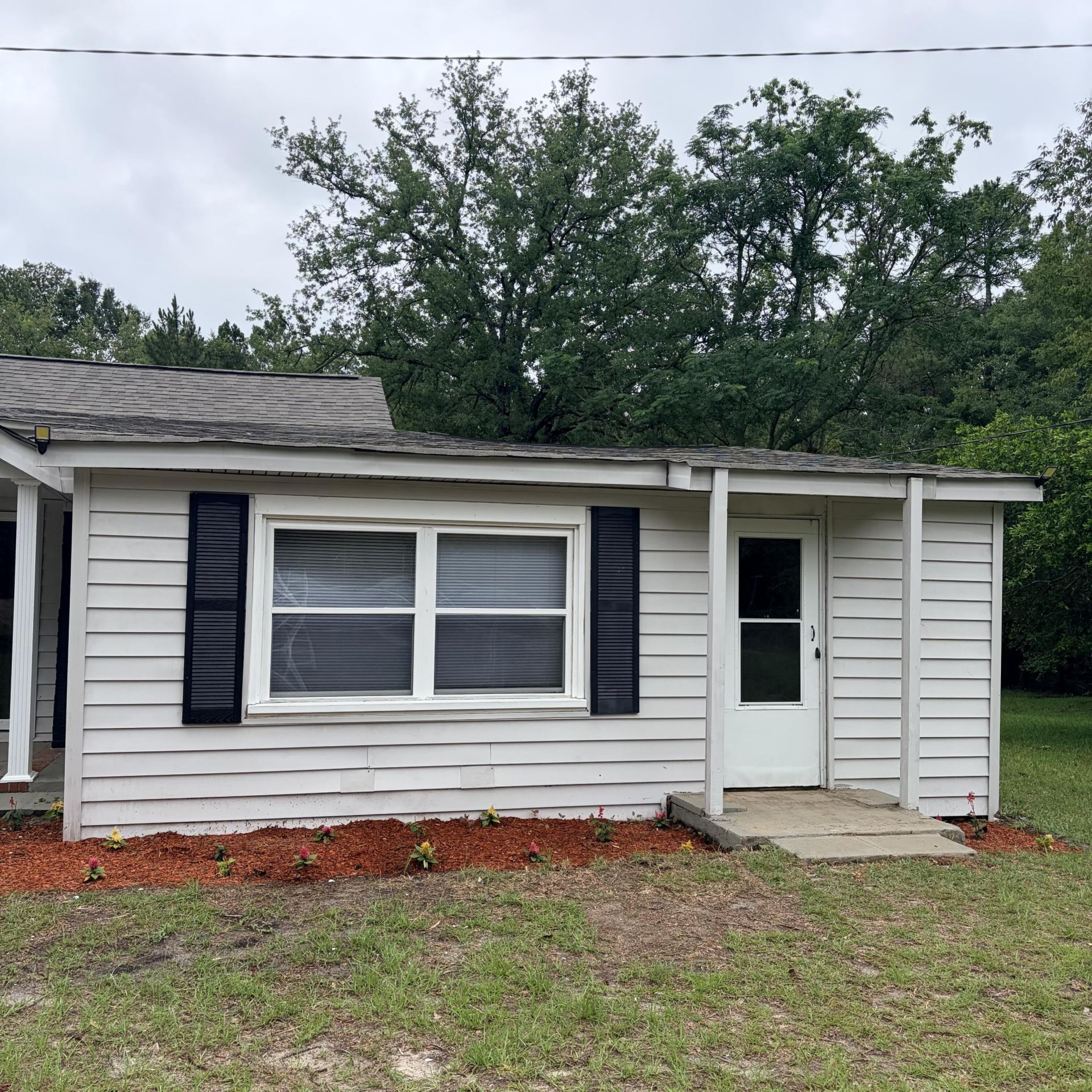 1147 Boiling Springs Road Photo 4
