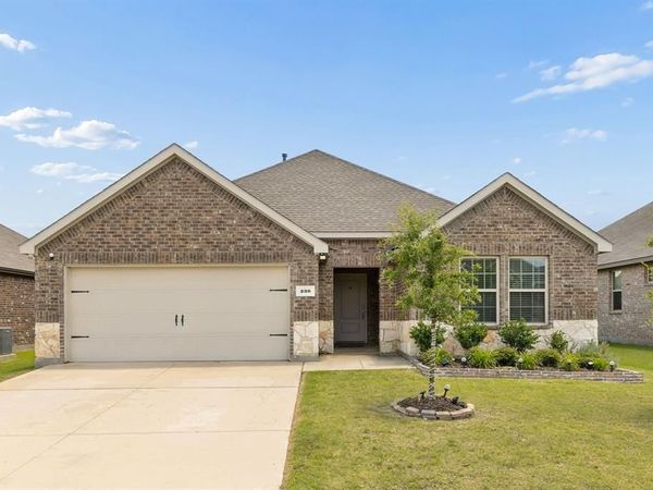 230 Mockingbird Way , Caddo Mills, TX 75135
