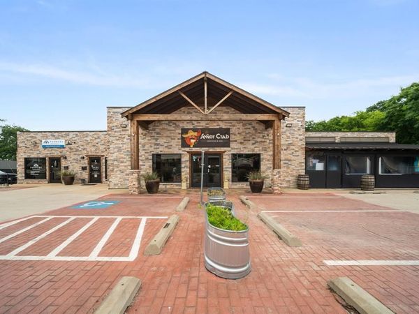 200 S Kaufman Street , Unit A,B,C, Ennis, TX 75119