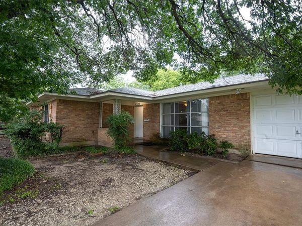 11332 Lanewood Circle, Dallas, TX 75218