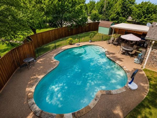 6736 Corona Drive , North Richland Hills, TX 76180