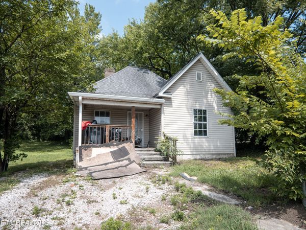 1223 Texas Ave, Knoxville, TN 37921