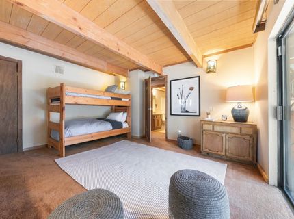 15961 Northwoods Boulevard, Truckee, CA 96161 Photo