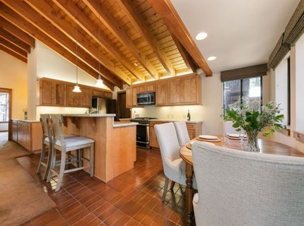 15961 Northwoods Boulevard, Truckee, CA 96161 Photo