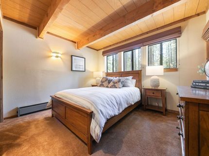 15961 Northwoods Boulevard, Truckee, CA 96161 Photo