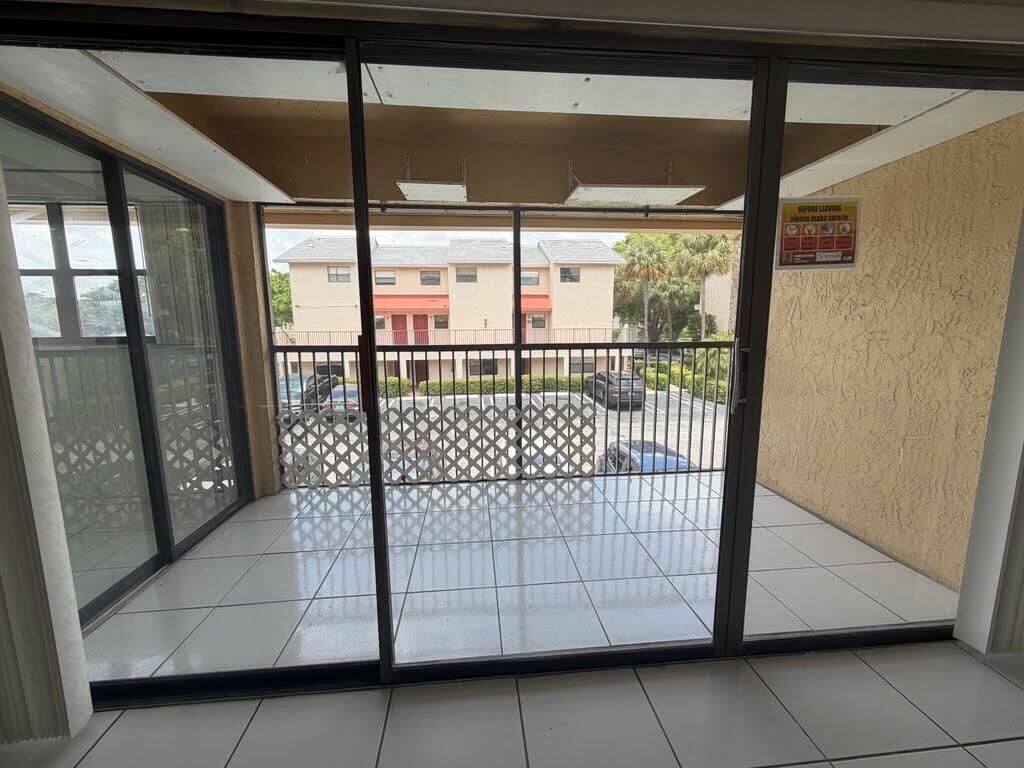 2977 Riverside Drive, Coral Springs, FL 33065 Photo