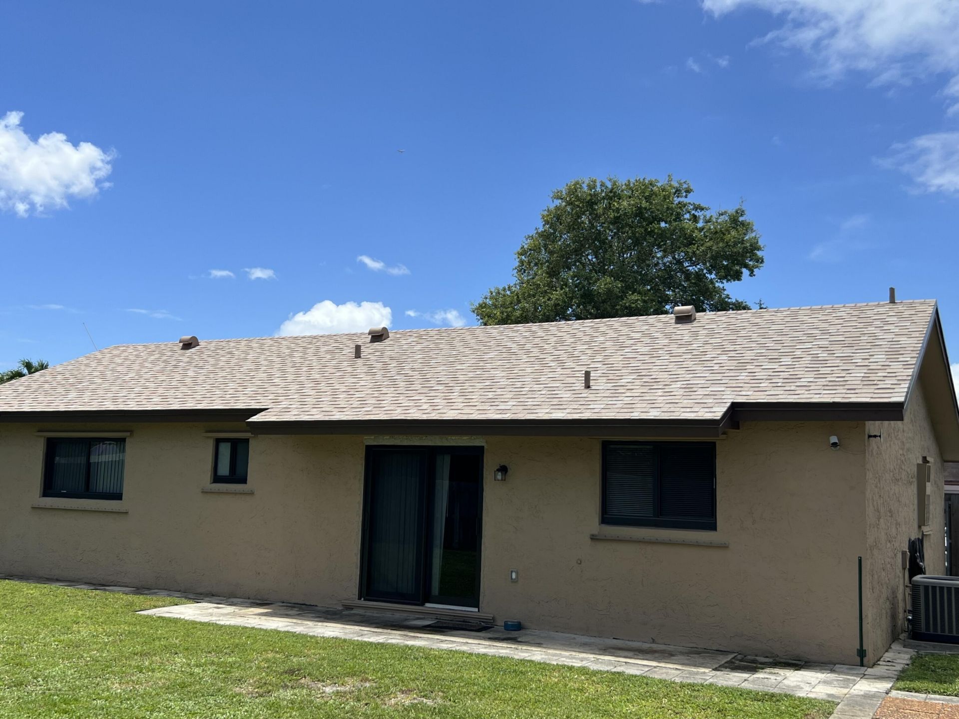 8511 NW 8th Street, Pembroke Pines, FL 33024 Photo