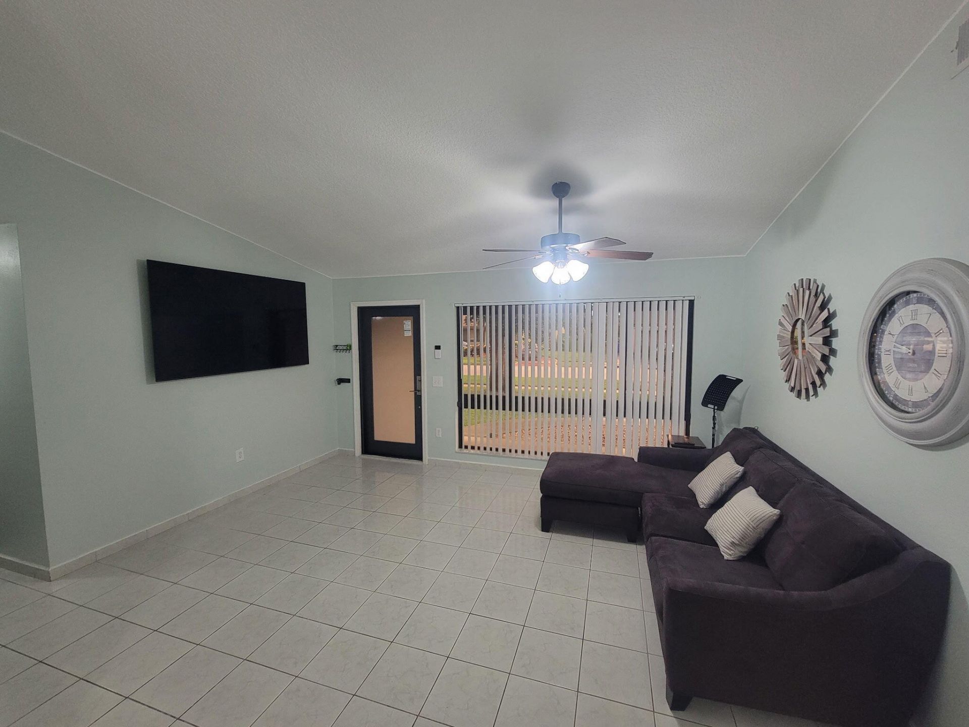 8511 NW 8th Street, Pembroke Pines, FL 33024 Photo