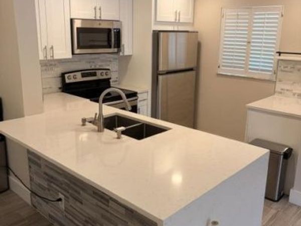 111 Gardens Drive, Unit 102, Pompano Beach, FL 33069