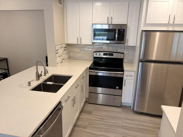 111 Gardens Drive, Unit 102, Pompano Beach, FL 33069 Photo