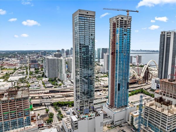 20 NE 11th St, Unit 2211, Miami, FL 33132