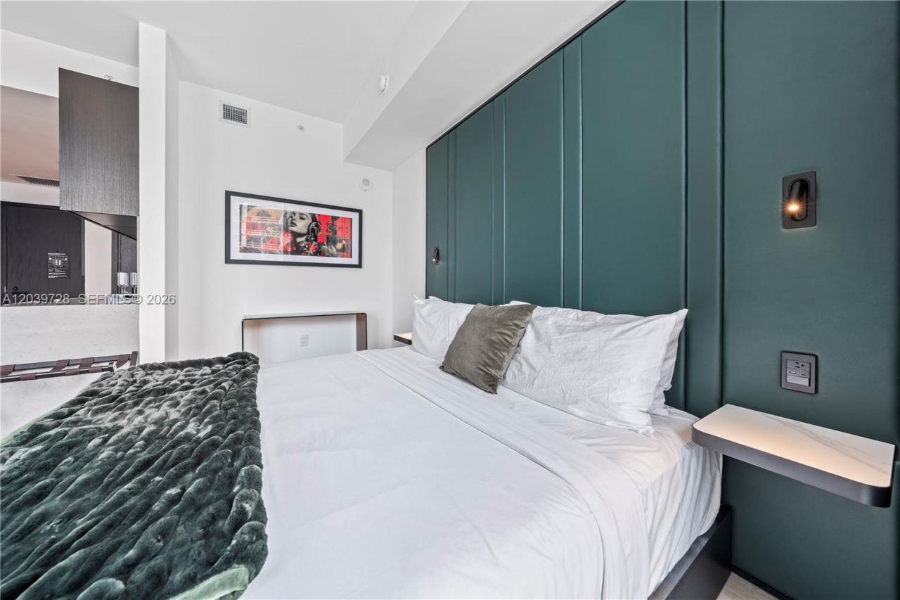 20 NE 11th St, Unit 2211, Miami, FL 33132 Photo