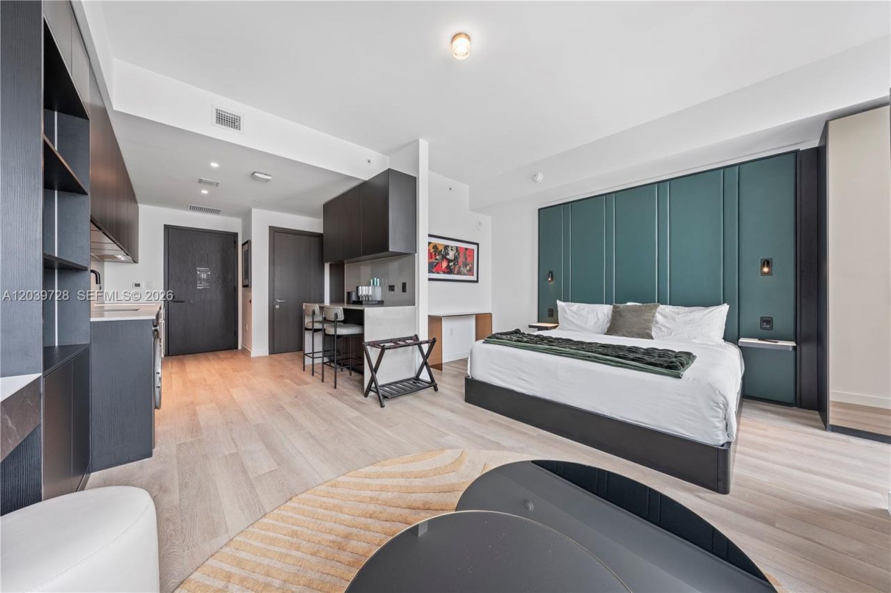 20 NE 11th St, Unit 2211, Miami, FL 33132 Photo