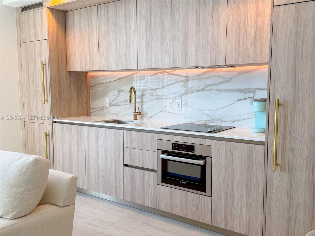 77 SE 5 , Unit 4015, Miami, FL 33131 Photo