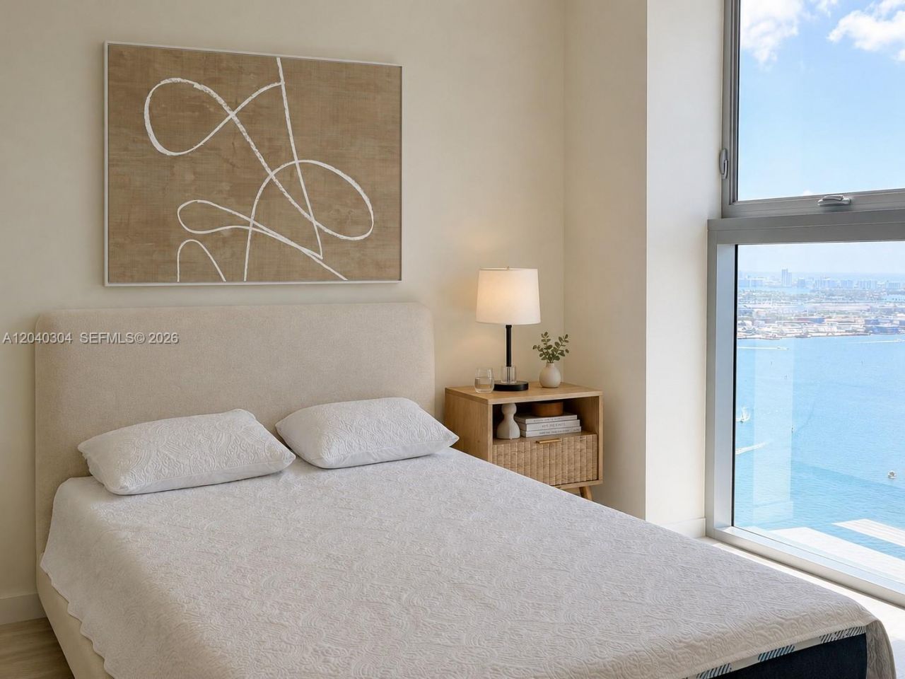 77 SE 5 , Unit 4015, Miami, FL 33131 Photo