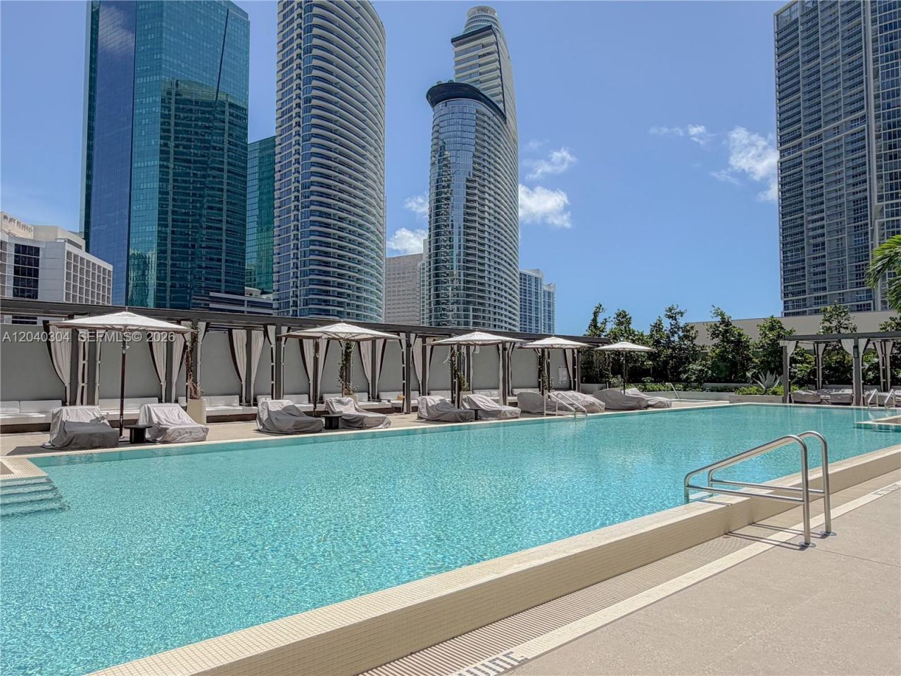 77 SE 5 , Unit 4015, Miami, FL 33131 Photo