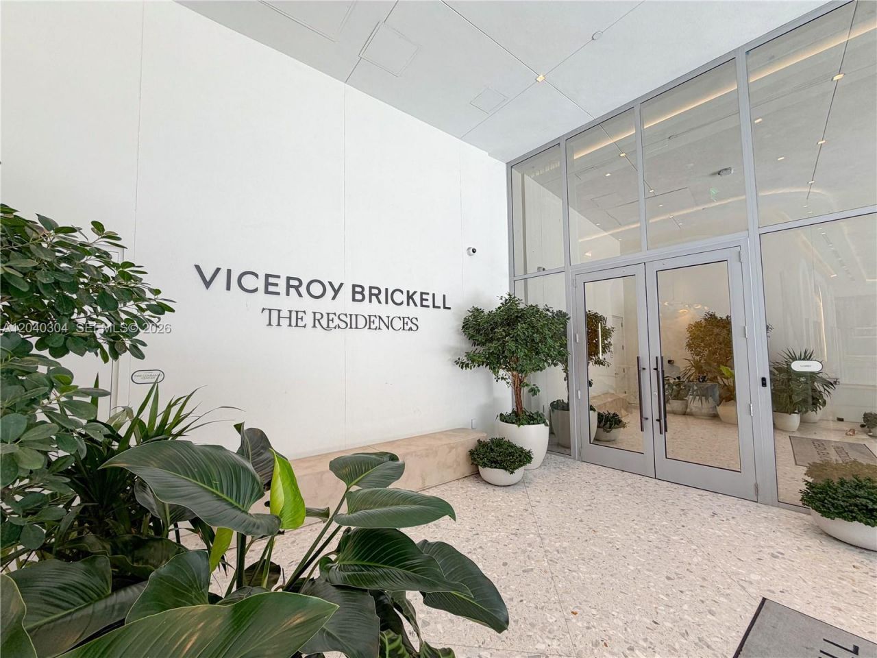 77 SE 5 , Unit 4015, Miami, FL 33131 Photo