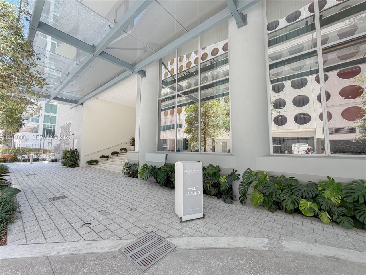 77 SE 5 , Unit 4015, Miami, FL 33131 Photo