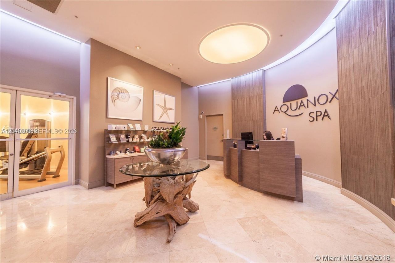 18001 Collins Ave , Unit 1008, Sunny Isles Beach, FL 33160 Photo
