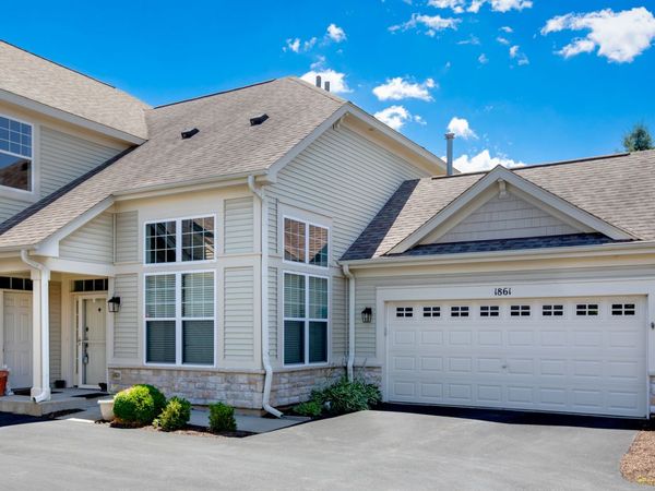 1861 Foxridge Court , Unit 1, Aurora, IL 60502
