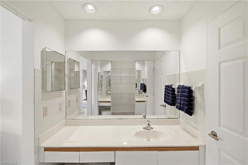 703 Mardel Dr, Unit 506, Naples, FL 34104 Photo