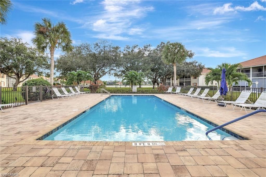 703 Mardel Dr, Unit 506, Naples, FL 34104 Photo