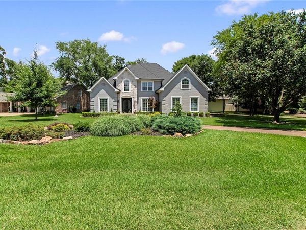 301 Saint Andrews Drive, Mabank, TX 75156