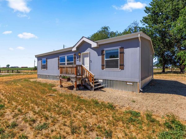 19829 Top Road, Greenleaf, ID 83626
