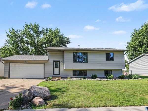 5413 W Missouri St St, Sioux Falls, SD 57106