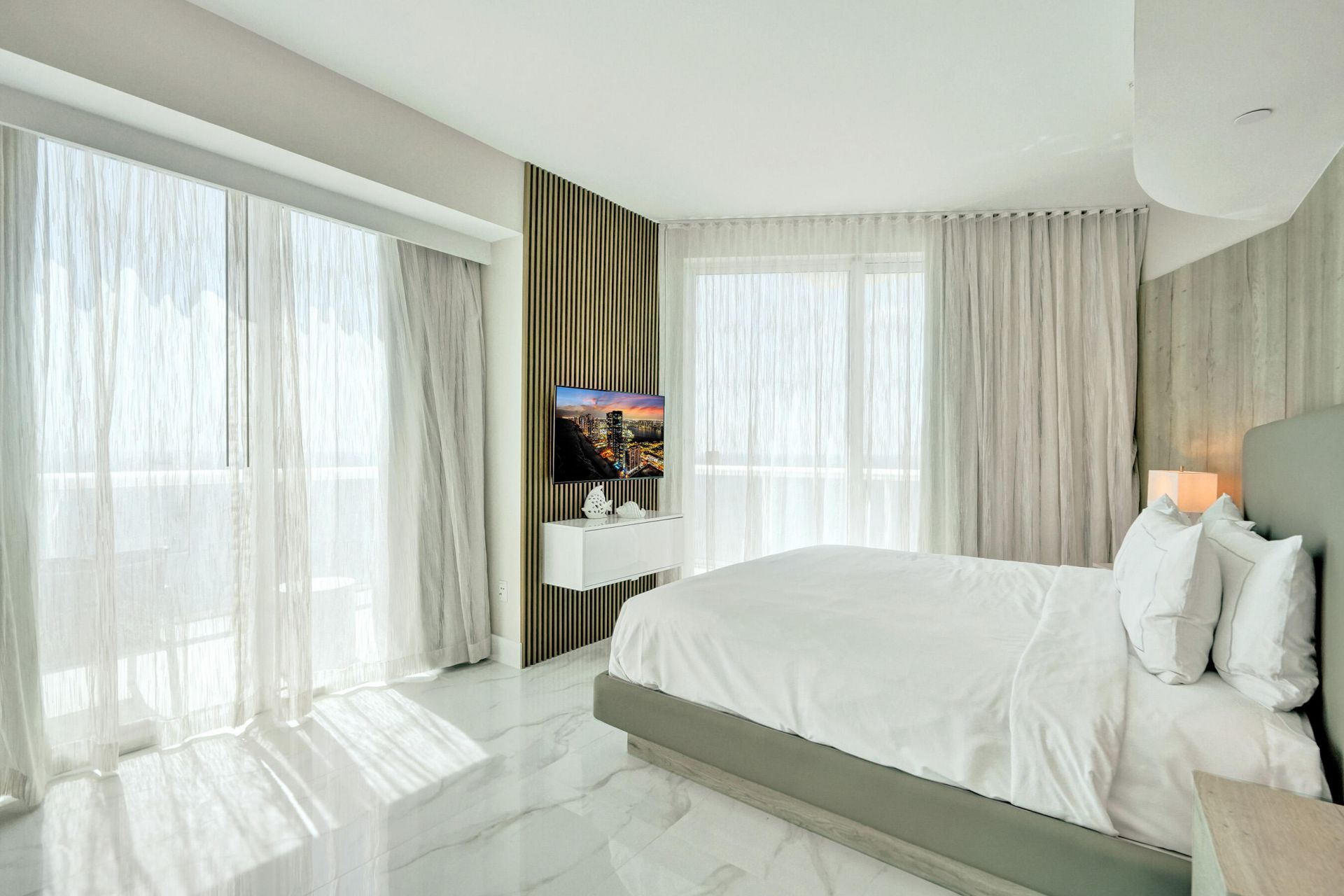 505 N Fort Lauderdale Beach Boulevard N, Unit 2500, Fort Lauderdale, FL 33304 Photo