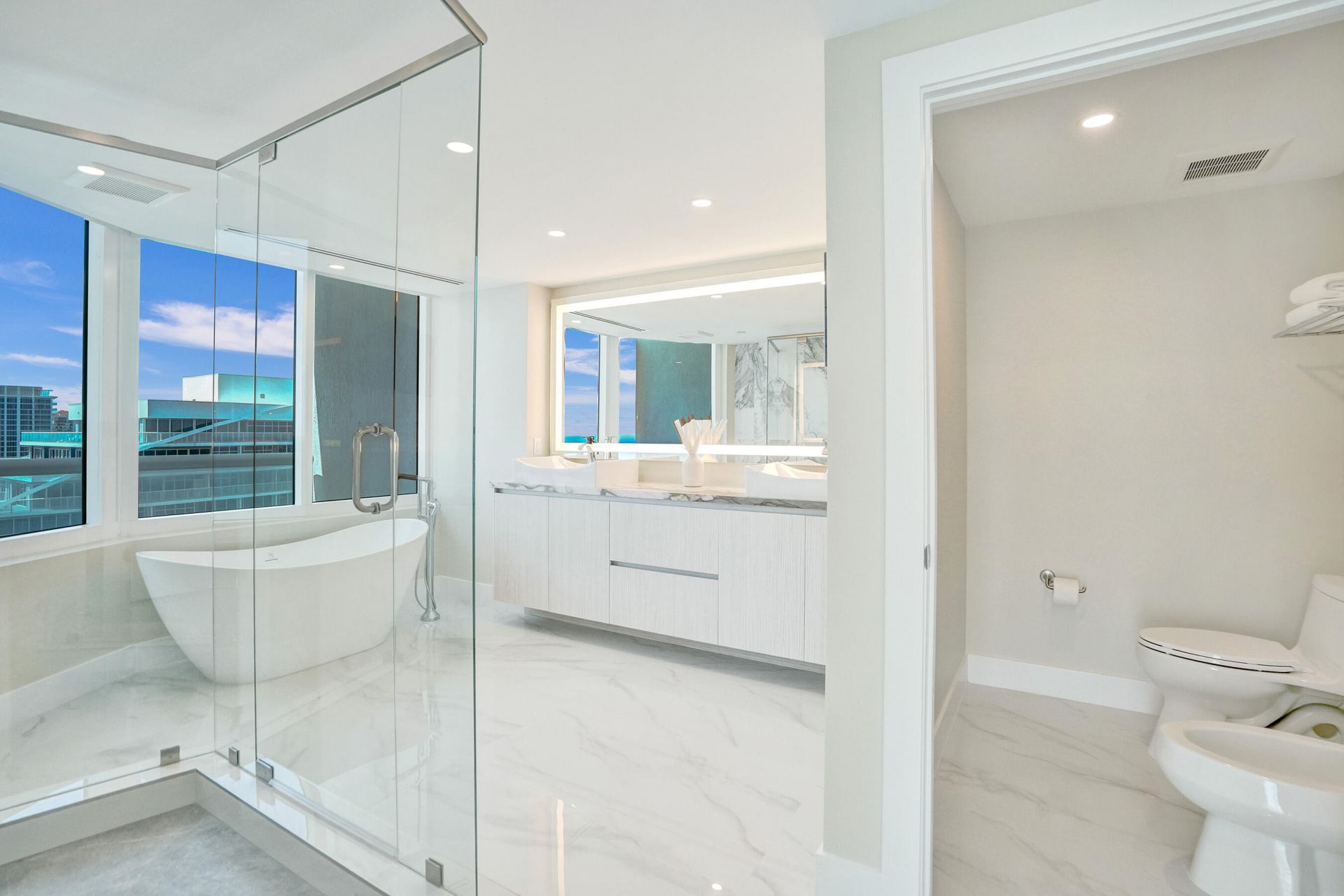 505 N Fort Lauderdale Beach Boulevard N, Unit 2500, Fort Lauderdale, FL 33304 Photo