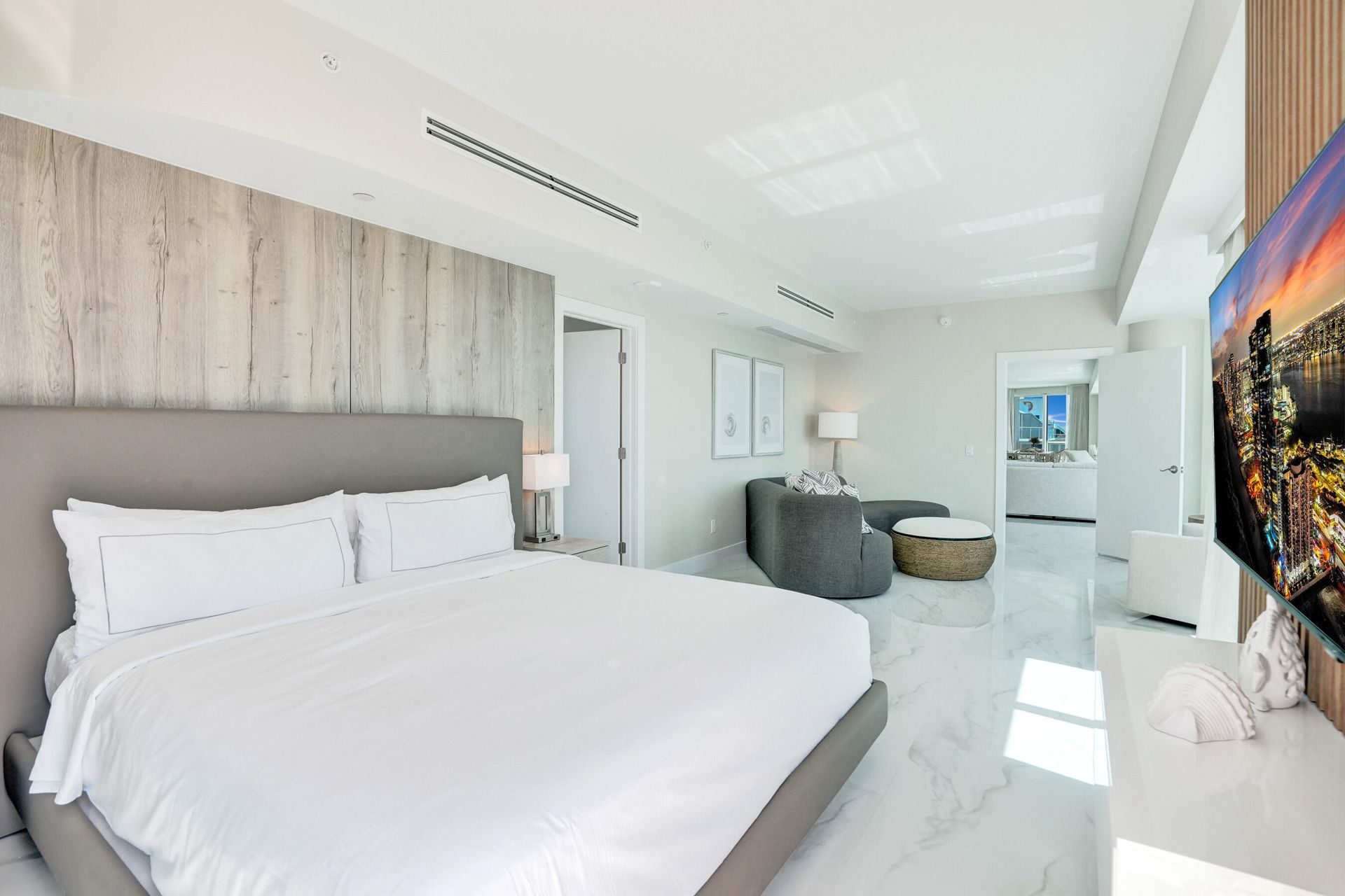 505 N Fort Lauderdale Beach Boulevard N, Unit 2500, Fort Lauderdale, FL 33304 Photo