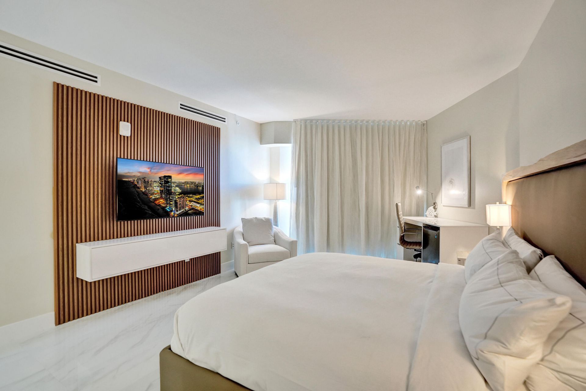 505 N Fort Lauderdale Beach Boulevard N, Unit 2500, Fort Lauderdale, FL 33304 Photo
