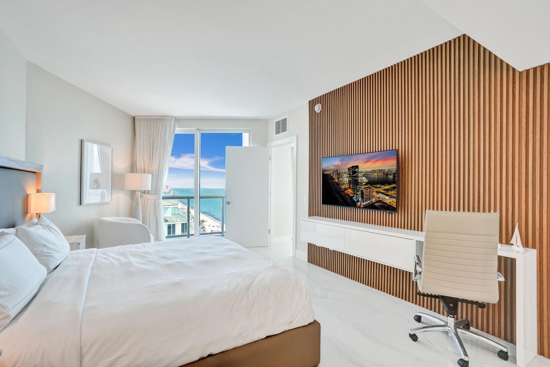 505 N Fort Lauderdale Beach Boulevard N, Unit 2500, Fort Lauderdale, FL 33304 Photo