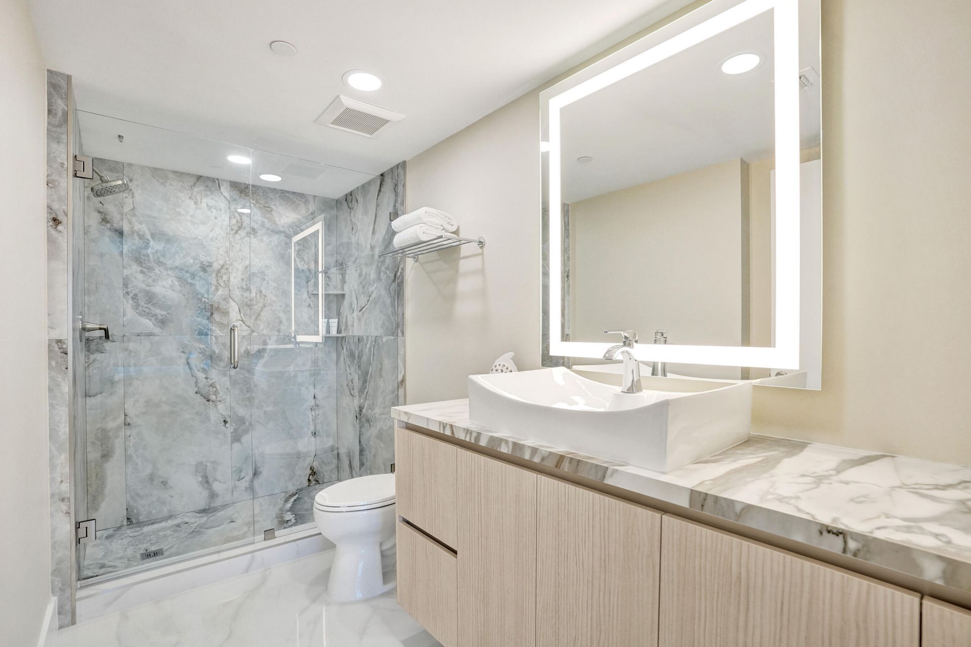 505 N Fort Lauderdale Beach Boulevard N, Unit 2500, Fort Lauderdale, FL 33304 Photo