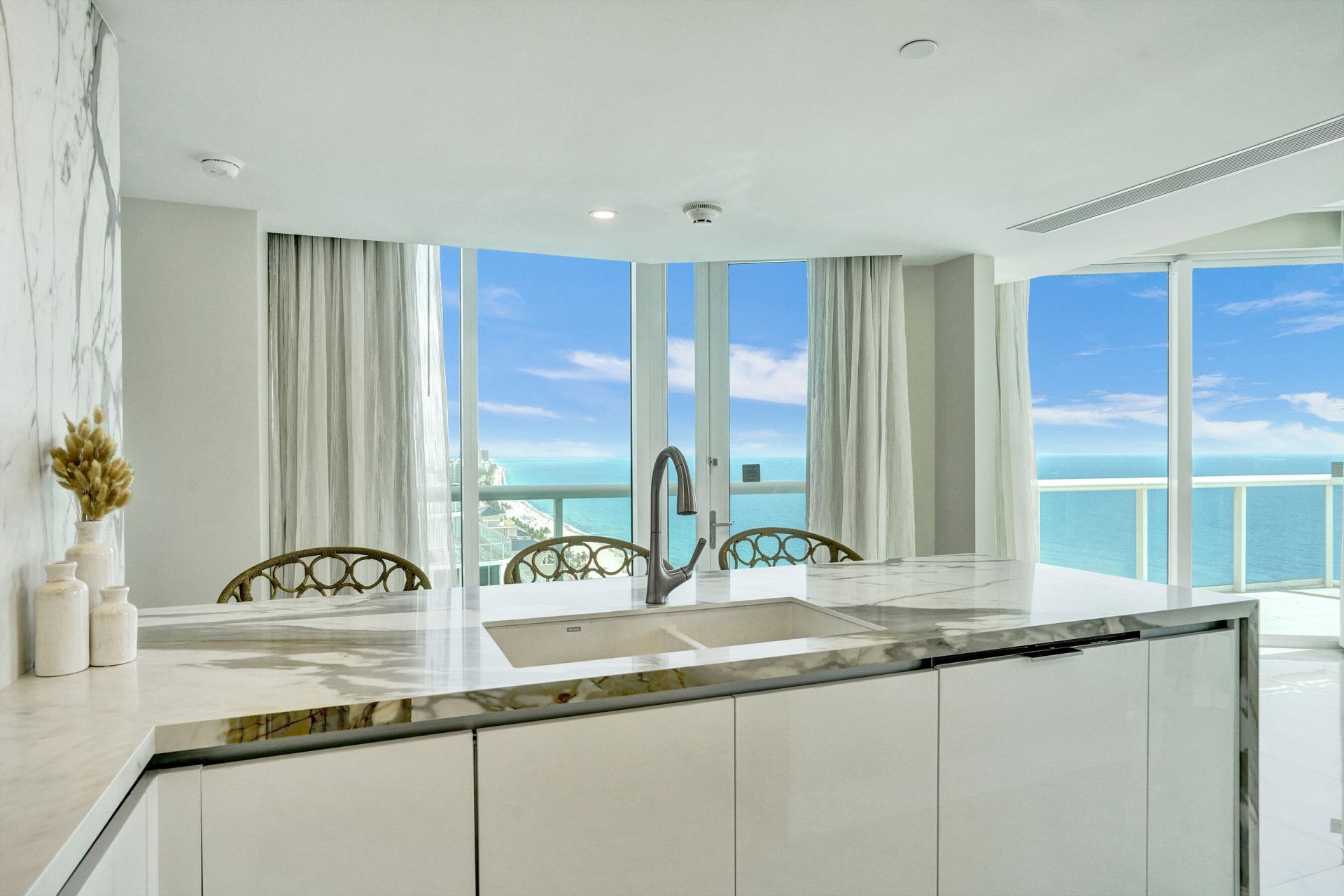 505 N Fort Lauderdale Beach Boulevard N, Unit 2500, Fort Lauderdale, FL 33304 Photo