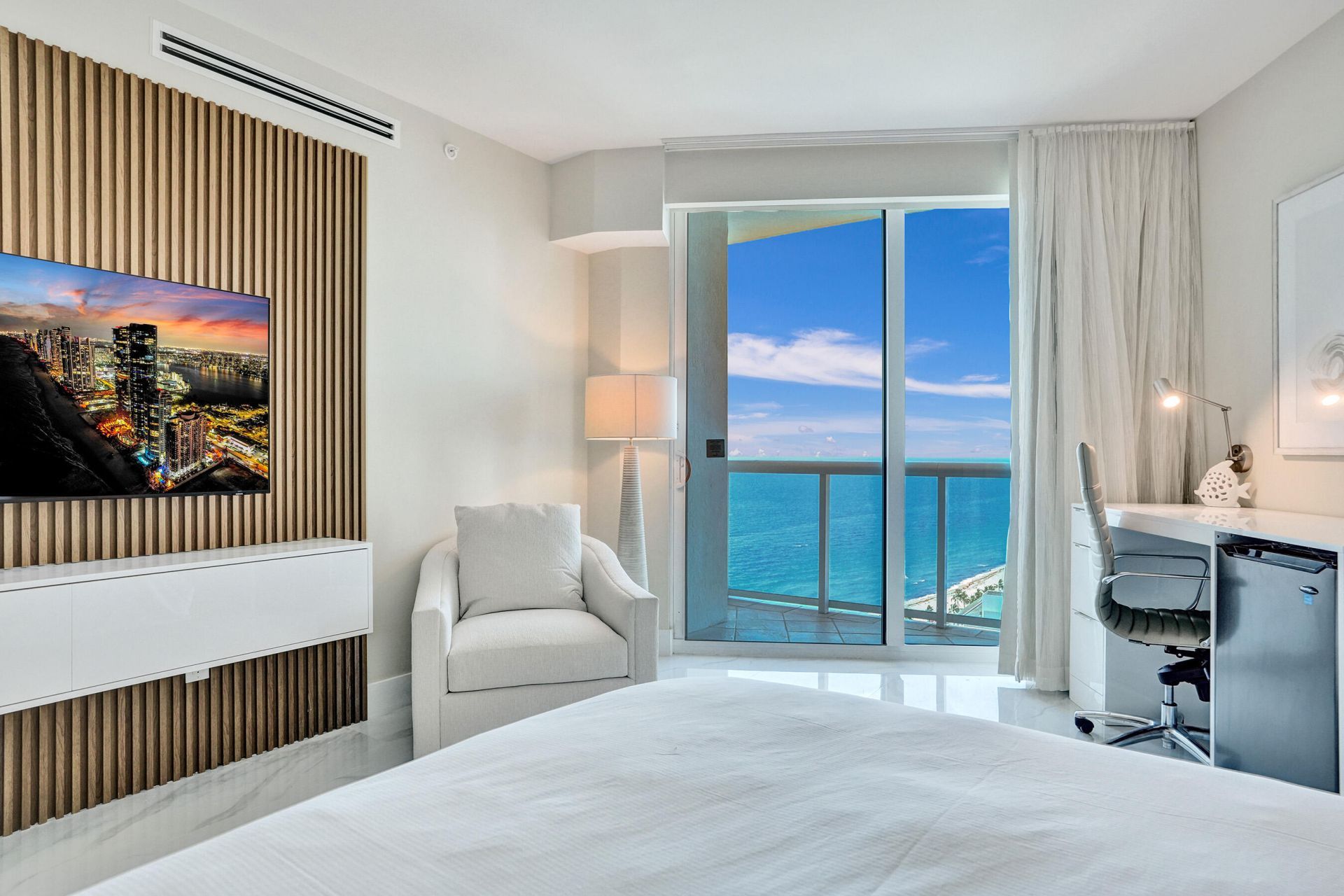 505 N Fort Lauderdale Beach Boulevard N, Unit 2500, Fort Lauderdale, FL 33304 Photo