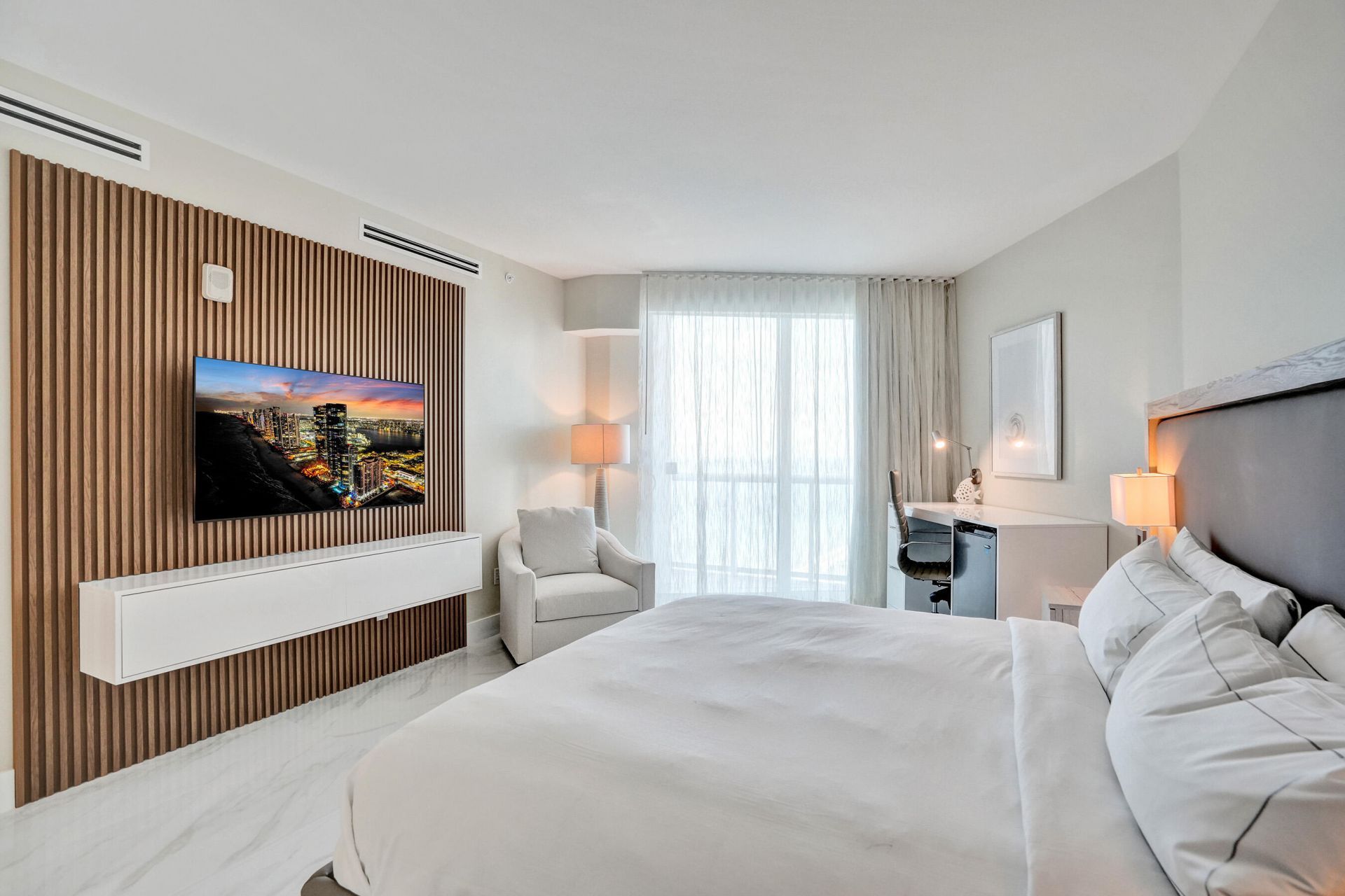 505 N Fort Lauderdale Beach Boulevard N, Unit 2500, Fort Lauderdale, FL 33304 Photo
